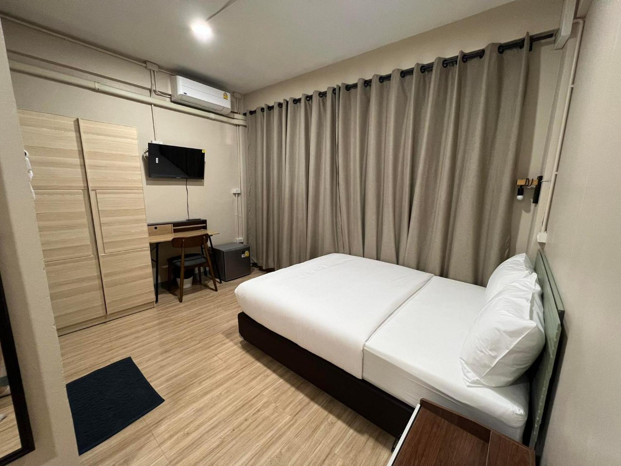 Bangwa House - Mrt Bangwa Station Hotel Bangkok Ngoại thất bức ảnh