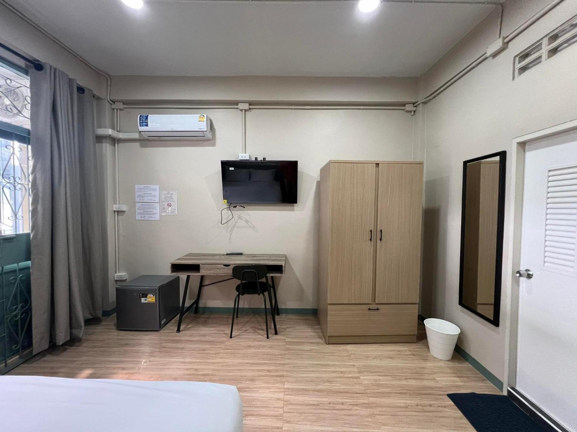 Bangwa House - Mrt Bangwa Station Hotel Bangkok Ngoại thất bức ảnh